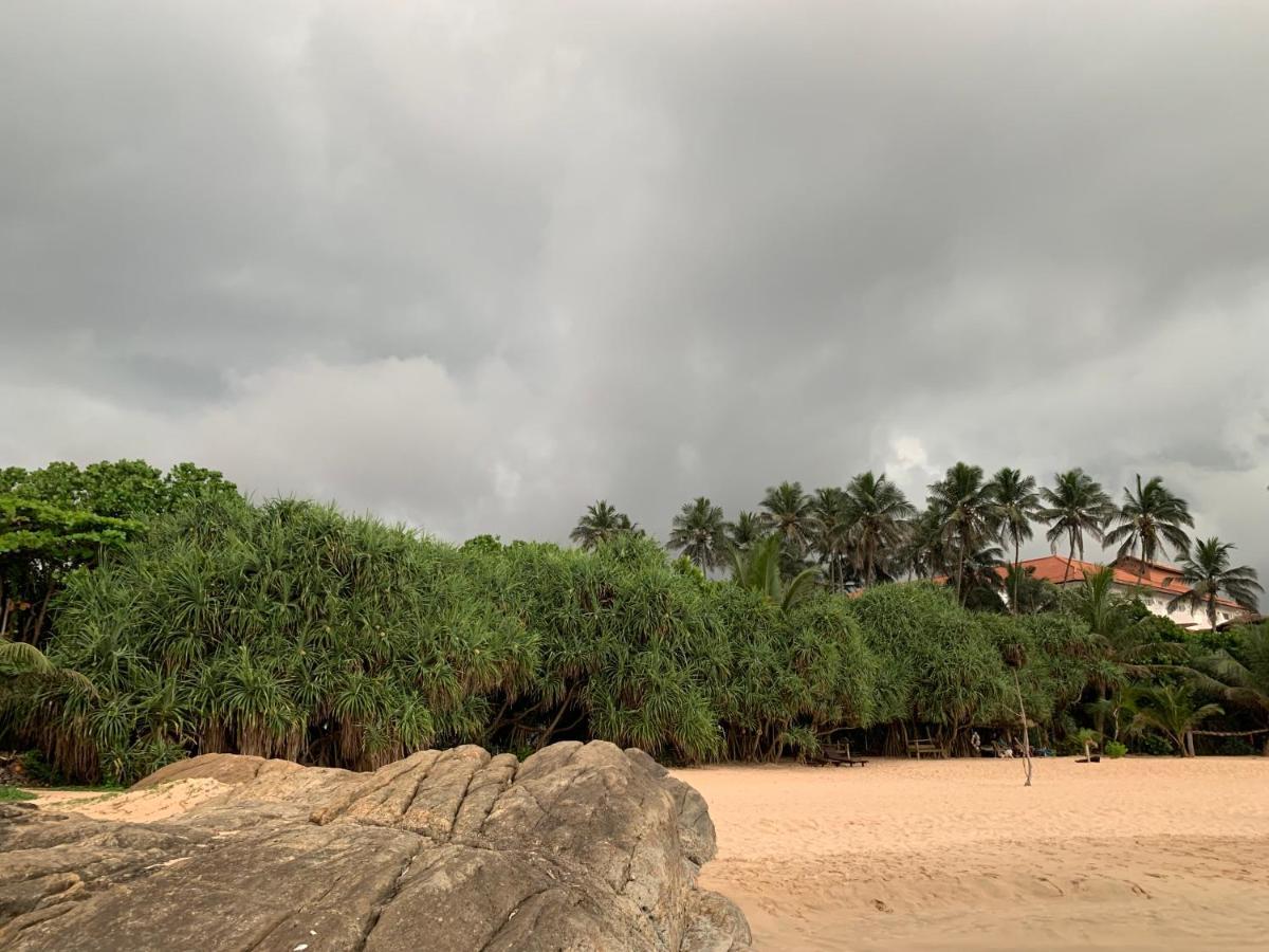 Tranquil Private Villa Near Bentota Beach Exterior foto